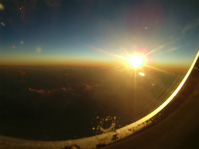機内からの太陽
