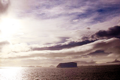 南極半島付近の夕景