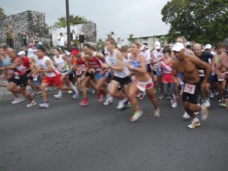 ハーフマラソンスタート