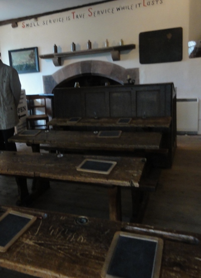 グラマースクール一階教室