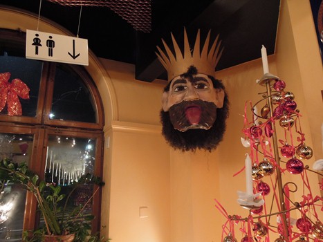 店内の「舌の王様」