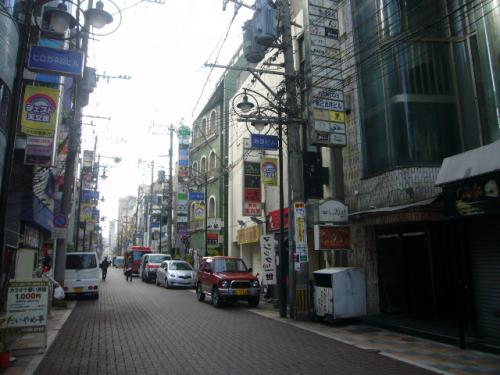 お昼の飲み屋街