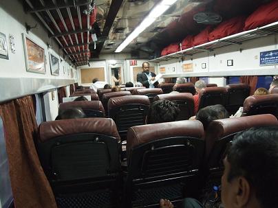 シャダブディエクスプレス内2