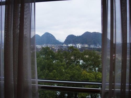 桂林ホームランドリバービューホテル７