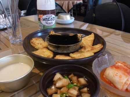 ぺダリ生マッコリとおつまみ