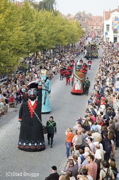 ゴールデンツリーのページェント1