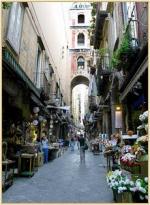 スパッカ・ナポリ