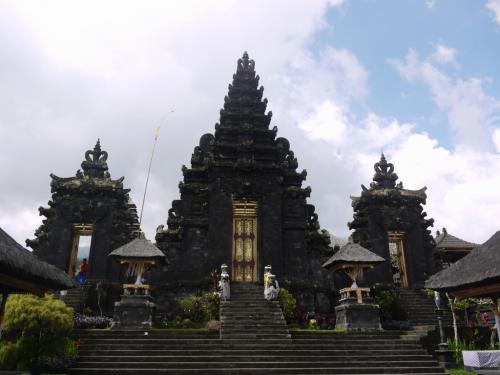 ブサキ 階段を上ると