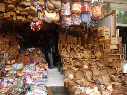 かごバッグたくさん