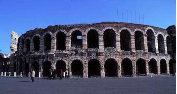 イタリア　野外オペラ祭公演情報