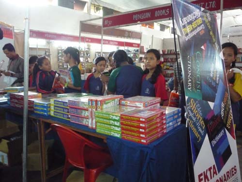 2012Book Fair 1