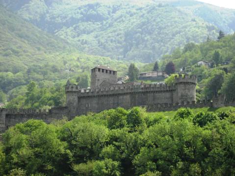 ベリンツォーナ