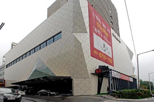 リバーサイドホテル