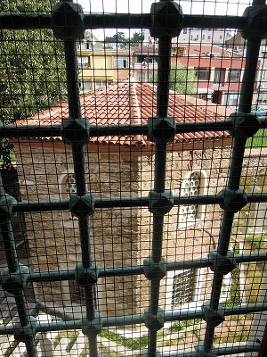 改修した建築家の墓