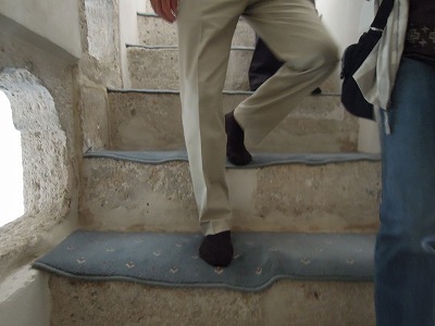 磨り減った階段
