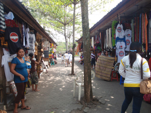 たくさんのお店