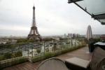 エッフェル塔を見ながら、ボン・ヌイ