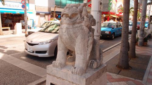 石灰岩？国際通り