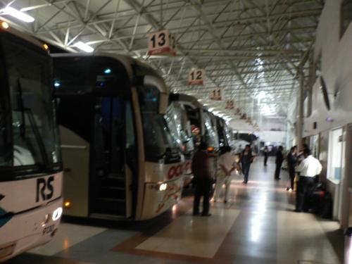 メキシコのバスターミナル