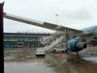 フーバイ空港改修工事