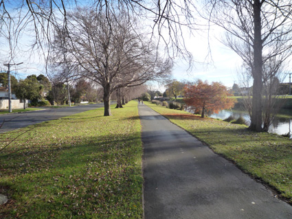 Ｐ６６-０２０Ｆ