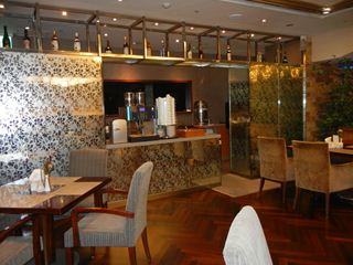 パシフィック レストラン