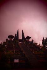 バリ・ヒンドゥーの総本山「ブサキ寺院」１