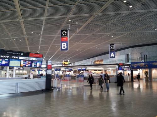 成田Bカウンター