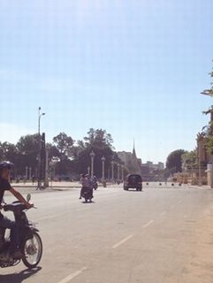 主要道路閉鎖・周辺施設休業に２