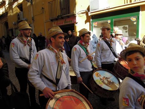 太鼓の聖人を見よ