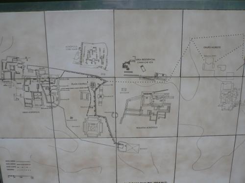入り口付近の案内図