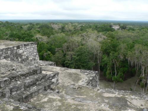 ピラミッド2の展望