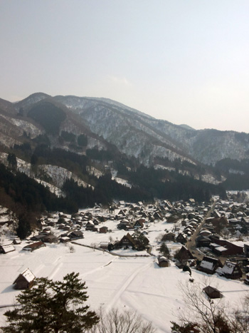 合掌集落を観光散策 温泉で満喫