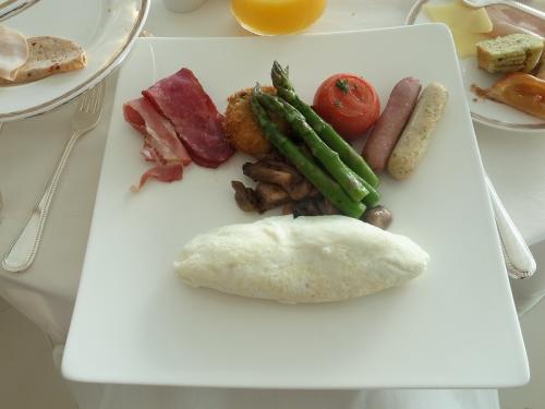 バージアルアラブ:ホワイトオムレツ