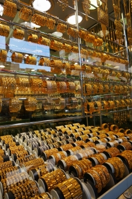 ゴールドスーク:店2