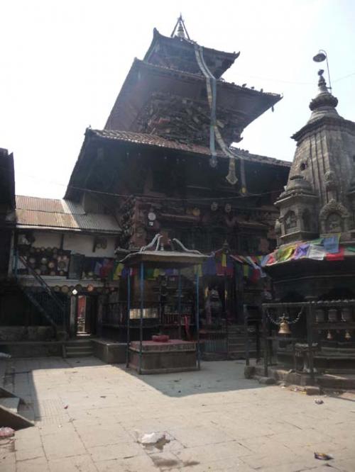 アディナート寺院１１