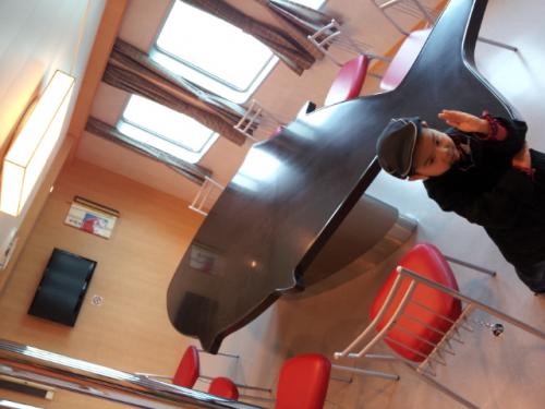 マグロテーブル