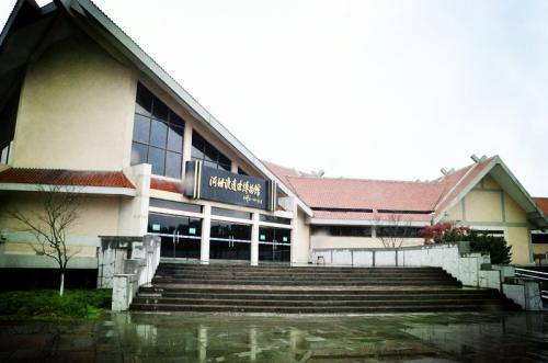 河姆渡遺跡博物館1