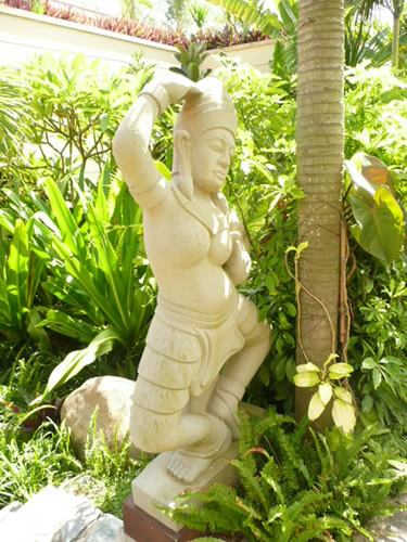 フラマリゾート　スパ入口