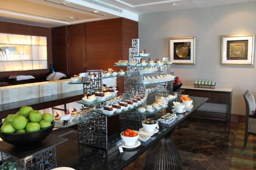 インターコンチ軽食