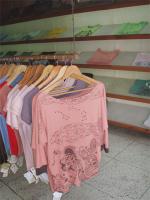 Earthy Nepal Tシャツ