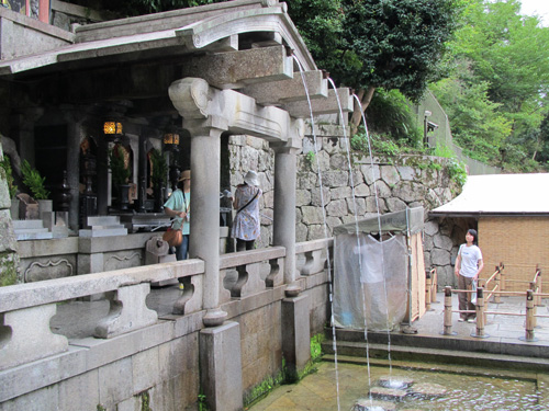 音羽の瀧も空いてます