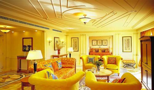 ヴェルサーチ１