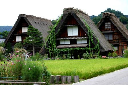 初秋の旅行シーズン ?
