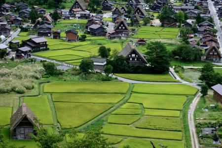 初秋の旅行シーズン ?