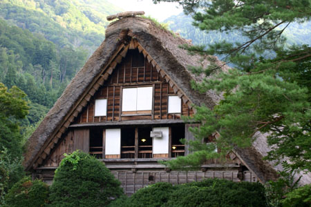 白川郷〜稲刈り〜始まる ２