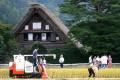 白川郷〜秋の収穫〜稲刈り風景６