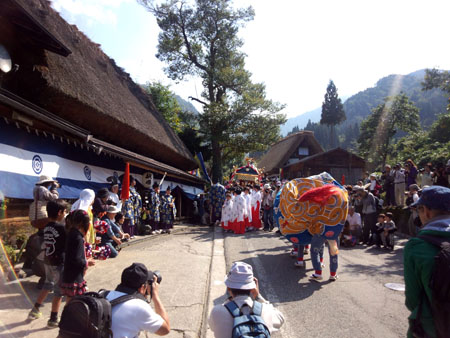 白川郷 天下の奇祭「どぶろく祭」 ８