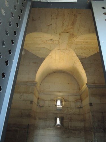 テオドリクス廟一階入り口