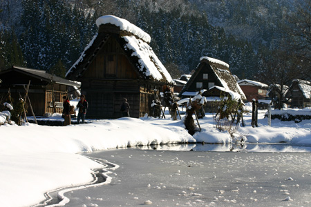 年末年始を冬真っ盛りの世界遺産 白川郷5